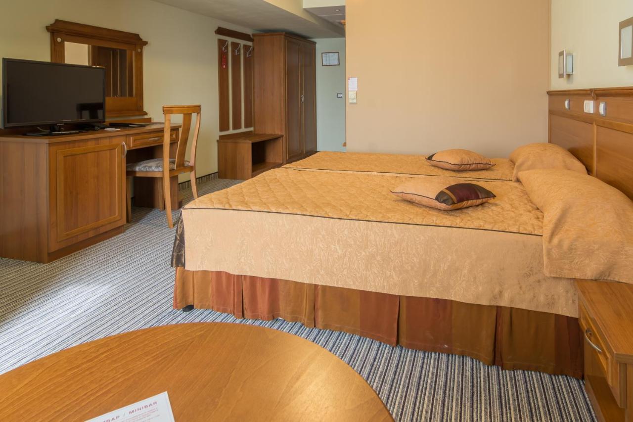 Diplomat Plaza Hotel & Resort لوكوفيت المظهر الخارجي الصورة
