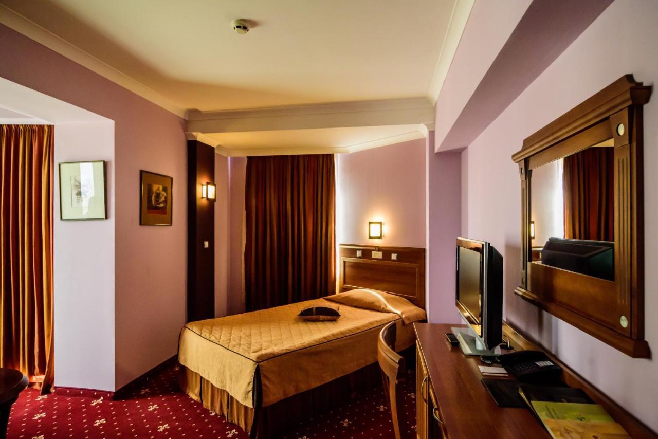 Diplomat Plaza Hotel & Resort لوكوفيت المظهر الخارجي الصورة